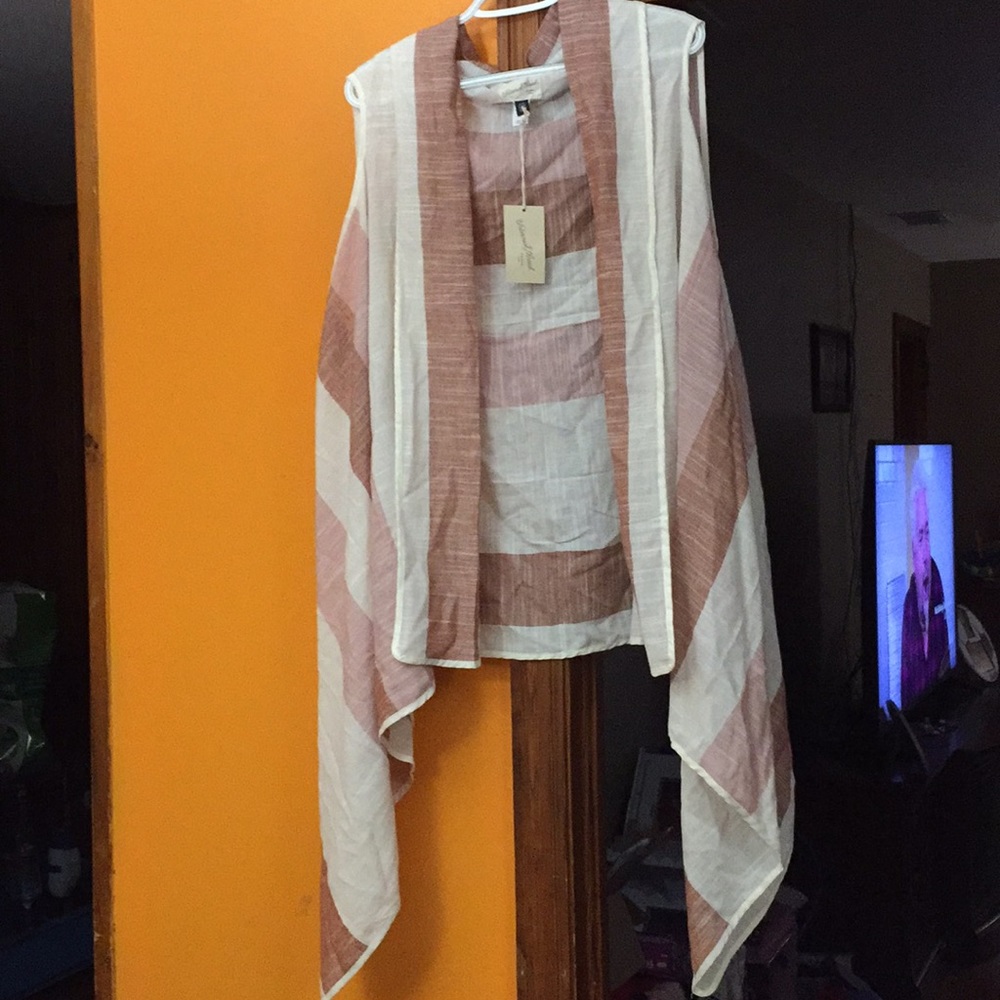 Universal Thread Ruana - Picture 3 of 5